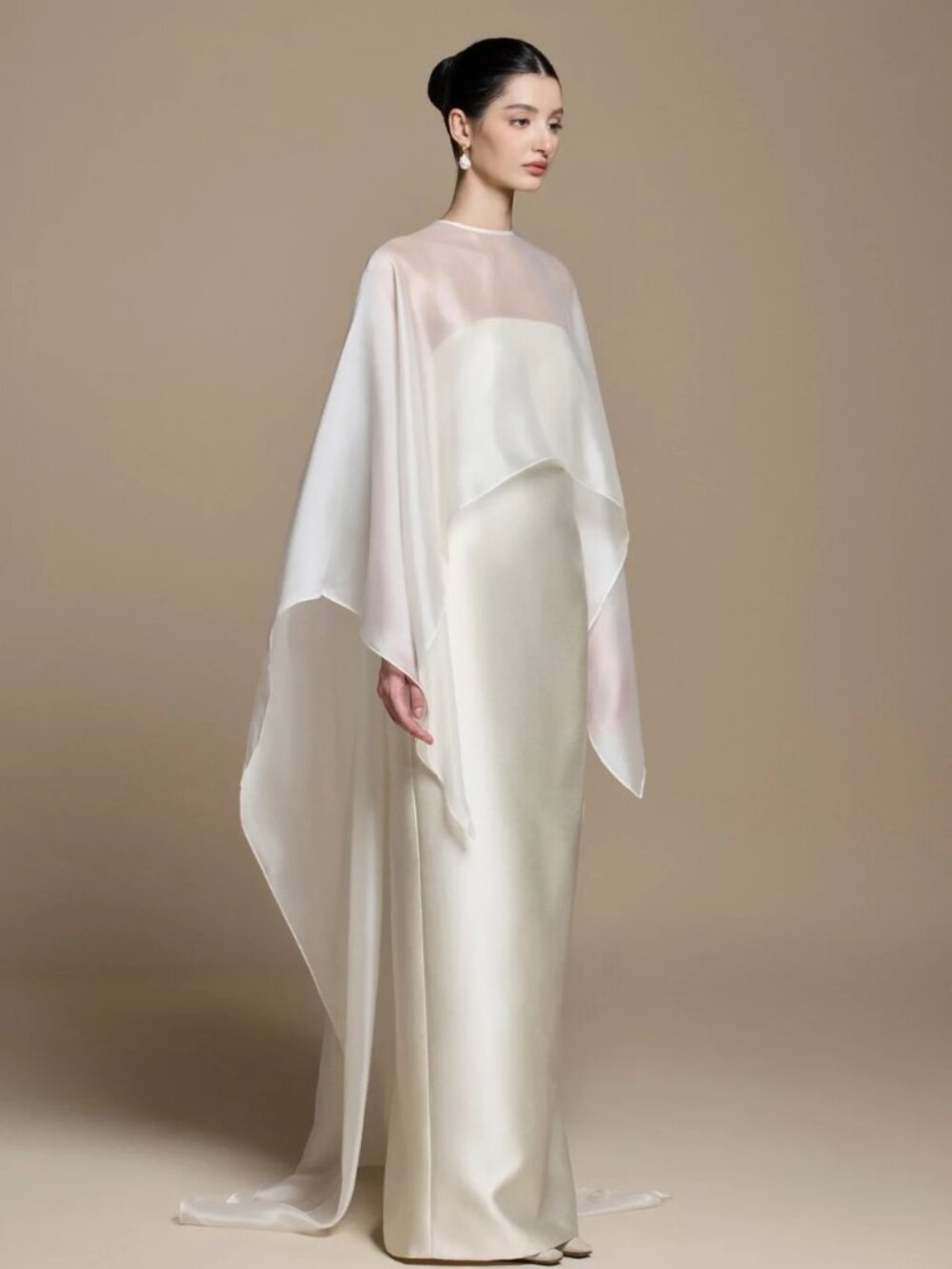 Huong Boutique - Charlotte - Size S - Ivory Dress with Cape - New with Box
